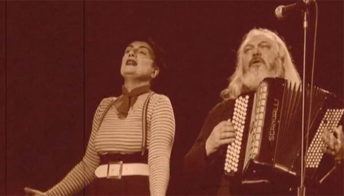Vous consultez actuellement Ange (live) – Fou
